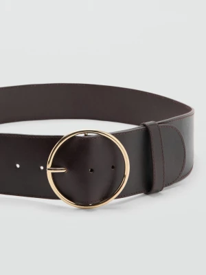 MANGO - Pasek skórzany z okrągłą klamrą czekoladowy - - Kobieta