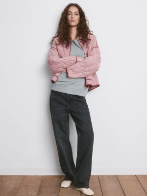 MANGO - Pikowana kurtka z kontrastowym wykończeniem różowy - - Kobieta