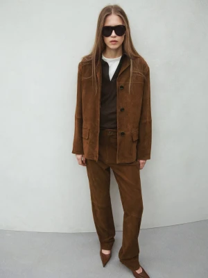 MANGO - Prosta marynarka zamszowa z przeszyciem tabaczkowy brąz - - Kobieta