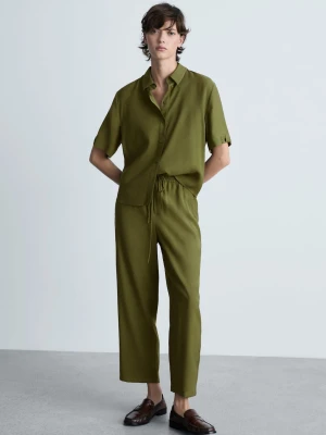 MANGO - Proste, garniturowe spodnie khaki - - Kobieta