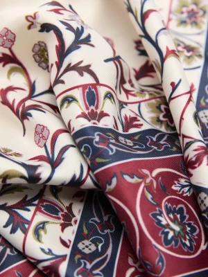 MANGO - Satynowa apaszka z nadrukiem granatowy - Rozmiar uniwersalny - Kobieta