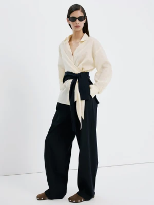 Skórzane buty z ćwiekami piaskowy - Kobieta - - MANGO