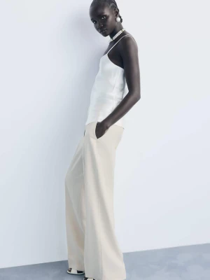 MANGO - Spodnie o prostym kroju ze średnim stanem kremowy / écru - - Kobieta