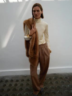 MANGO - Spodnie z elastycznym pasem 100% wełna średni brązowy - - Kobieta