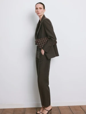 MANGO - Spodnie z lyocellu ze średnim stanem czekoladowy - - Kobieta