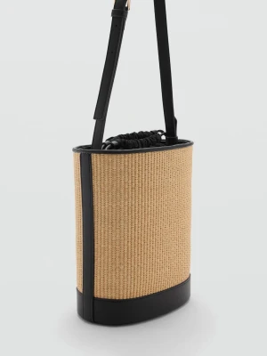 MANGO - Średnia torebka bucket z imitacji rafii czarny - Rozmiar uniwersalny - Kobieta