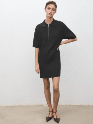 MANGO - Sukienka z dzianiny z kołnierzykiem polo ciemnoszary - - Kobieta