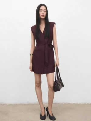 MANGO - Sukienka z lyocellu z paskiem burgund - - Kobieta