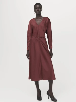 MANGO - Sukienka z paskiem i dekoltem w szpic kasztanowy - - Kobieta