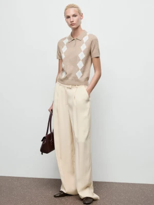 MANGO - Sweter w romby z kołnierzykiem polo średni brązowy - - Kobieta