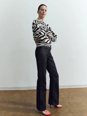 Sweter z dzianiny w zeberkę czarny - Kobieta - - MANGO