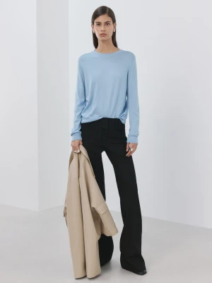 MANGO - Sweter z dzianiny z okrągłym dekoltem błękitny - - Kobieta