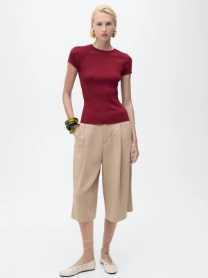 MANGO - Sweter z prążkowanej dzianiny z krótkim rękawem czerwony - - Kobieta