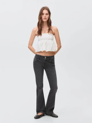 MANGO TEEN - Jeansy flare z niskim stanem black denim - - Dziewczyna
