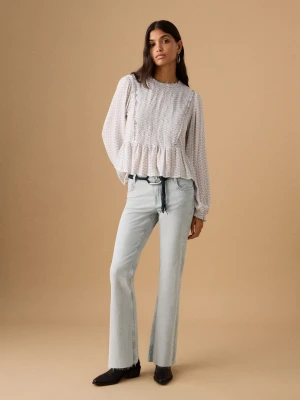 Krótkie jeansy flare z ćwiekami jasnoszary denim - Dziewczyna - - MANGO TEEN