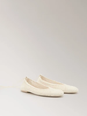 Tkane balerinki z paskami złamana biel - Kobieta - - MANGO