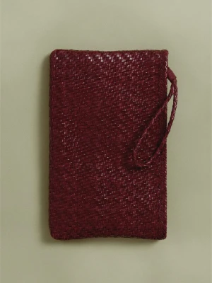 MANGO - Torebka pochette z plecionej skóry burgund - Rozmiar uniwersalny - Kobieta