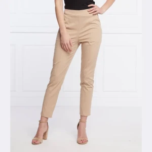 Marc Cain Spodnie | Cropped Fit