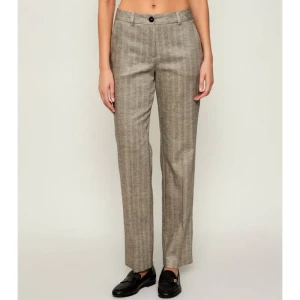 Marc Cain Spodnie cygaretki | Regular Fit | z dodatkiem wełny