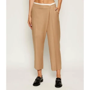 Marc Cain Spodnie WELS | Loose fit | z dodatkiem wełny