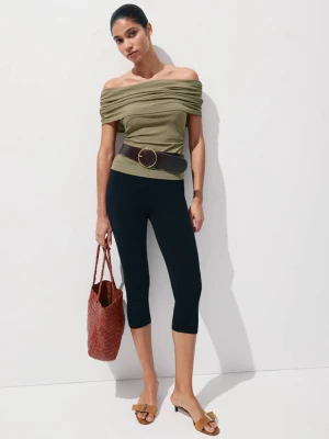 Marszczona koszulka z dekoltem typu łódka khaki - Kobieta - - MANGO