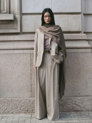 Marynarka garniturowa z mieszanki weÅ‚ny Å›redni brÄ…zowy - Kobieta - - MANGO