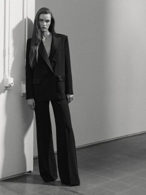 Marynarka z przeszywanymi klapami czarny - Kobieta - - MANGO