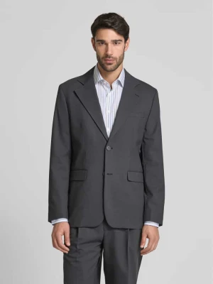 Marynarka zapinana na dwa guziki o kroju regular fit z kieszeniami z patką model ‘TOKI’ ANNARR