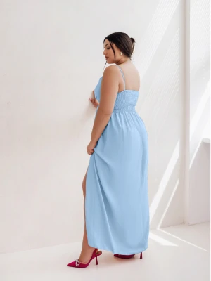 Maxi sukienka z rozcięciem PLUS SIZE - LEIA - błękitna  magmac 