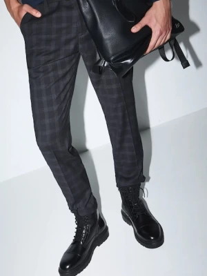 Medicine buty wysokie męskie kolor czarny