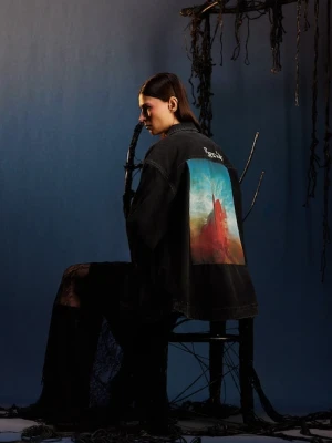 Medicine koszula jeansowa damska kolor czarny relaxed z kołnierzykiem klasycznym