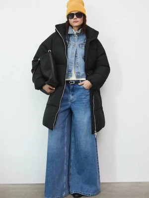 Medicine płaszcz puchowy kolor czarny