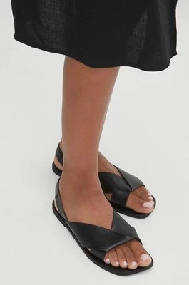 Medicine sandały skórzane damskie kolor czarny