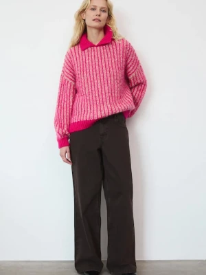 Medicine sweter damski kolor różowy ciepły z półgolfem