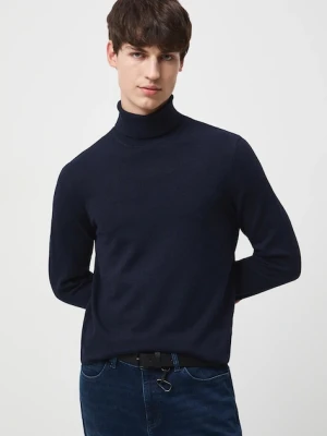 Medicine sweter męski kolor granatowy lekki z golferm