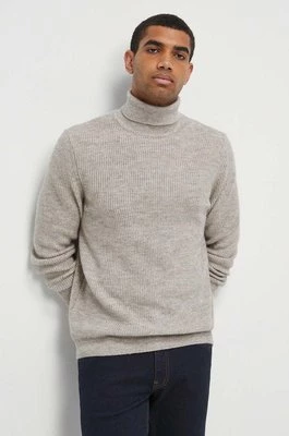 Medicine sweter z domieszką wełny męski kolor beżowy z golferm