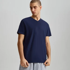 Melanżowa koszulka basic z dekoltem w serek granatowa House