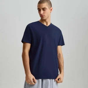 Melanżowa koszulka basic z dekoltem w serek granatowa House