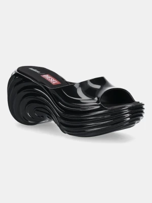 Melissa klapki MELISSA PLATFORM DIESEL AD damskie kolor czarny na platformie M 36152