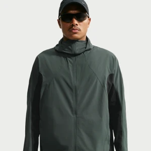 Męska bluza typu shell z długim rękawem Dri-FIT Nike Tech Helios - Zieleń