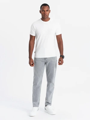 Męska koszulka SLIM FIT z okrągłym dekoltem i logotypem – biała V1 Ombre Clothing