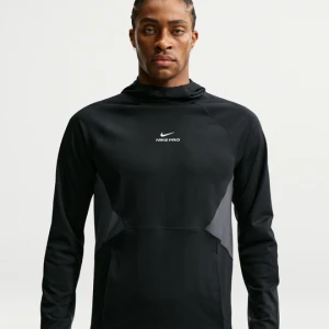 Męska koszulka treningowa (warstwa środkowa) Dri-FIT Nike Pro - Czerń
