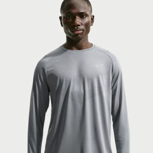 Męska koszulka z długim rękawem do biegania Dri-FIT ADV Nike Stride - Szary