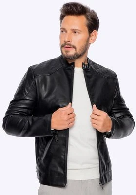 Męska kurtka z ekoskóry z pikowaniem na ramionach czarna Wittchen