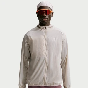 Męska kurtka z ochroną przed promieniowaniem UV ACG Aireez - Brązowy Nike