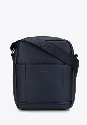 Męska listonoszka z ekoskóry z obszytą kieszenią z przodu granatowa Wittchen