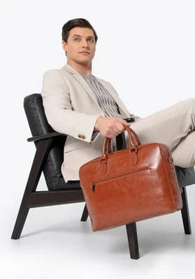 Męska torba na laptopa 16” z imitacji skóry brązowa Wittchen