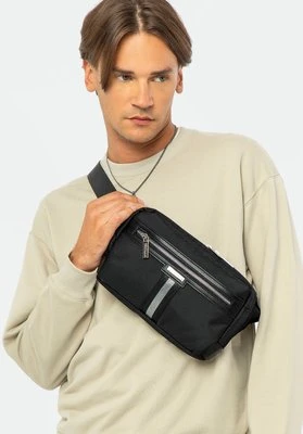 Męska torebka nerka z tasiemką czarna Wittchen