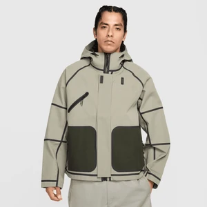 Zdjęcie produktu Męska wodoodporna kurtka z kapturem Storm-FIT Nike Tech - Zieleń