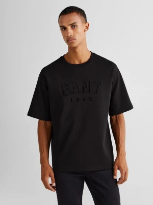 Zdjęcie produktu Męski czarny T-shirt z wytłoczoną grafiką Gant i dekoltem w kształcie litery C